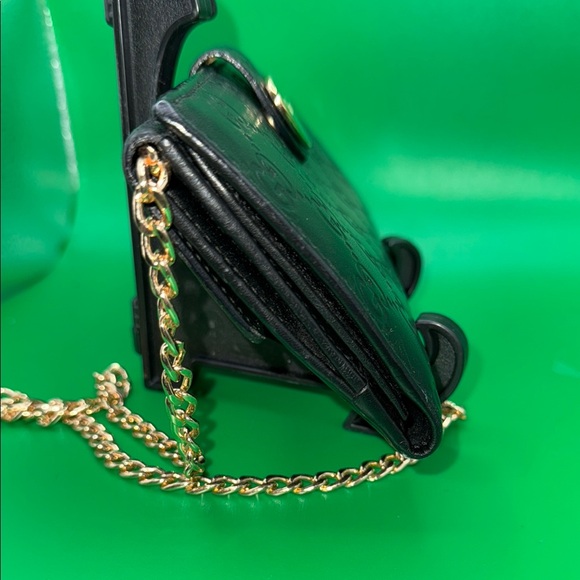 Gucci Sima Black and Gold Wallet with Heart Embellishment - Picture 5 of 13